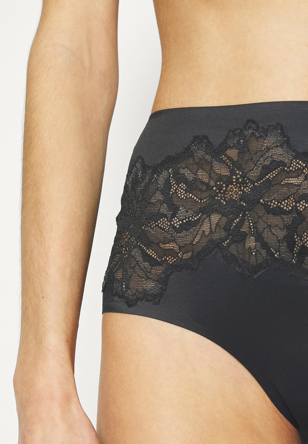 Calvin Klein Underwear Prix Gelé OVERSIZETRIM HIGH WAIST - Shorty lingerie transparent femme 8 Calvin Klein Underwear Prix Gelé OVERSIZETRIM HIGH WAIST - Shorty lingerie transparent femme – Image 6