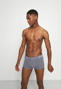 Calvin Klein Underwear LOW RISE TRUNK 3 PACK - Shorty Prix Dégriffé sous-vêtements & chaussettes basse homme -France Calvin Klein Underwear Soldes Boutique 1ae7e849290d4bd0a887a338f8488af1