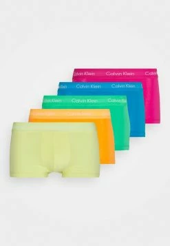 Calvin Klein Underwear Prix Accessible PRIDE LOW RISE TRUNK 5 PACK - Shorty sous-vêtements normale homme -France Calvin Klein Underwear Soldes Boutique 20c94f9f35b94652b4ef2c4a82d1458b