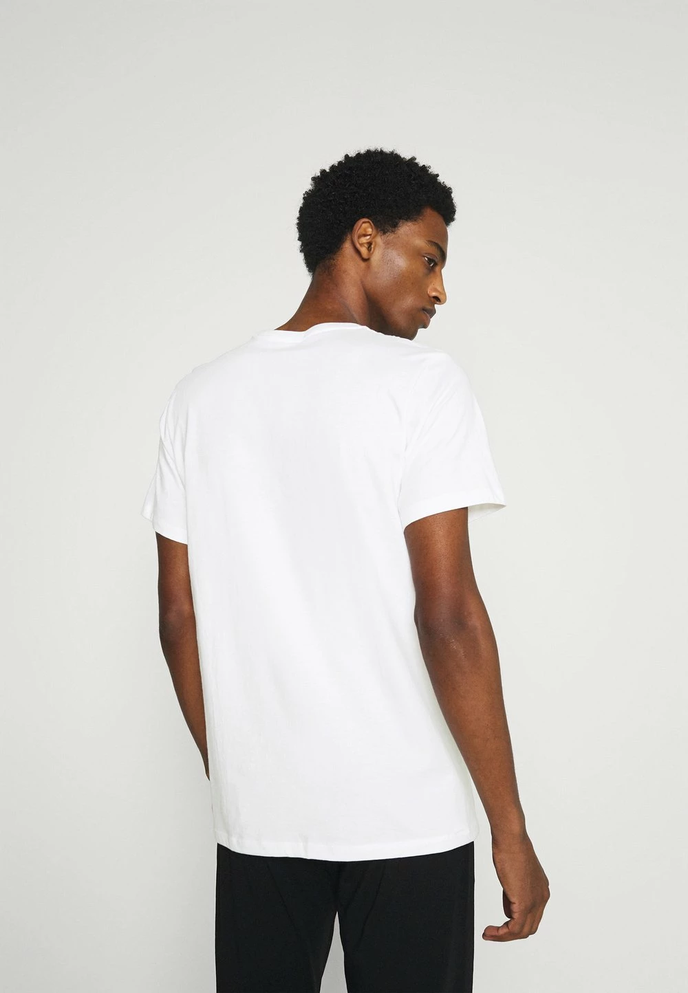 Première Qualité Calvin Klein Underwear CLASSICS CREW NECK 3 PACK - Caraco sous-vêtements col rond homme 5 Première Qualité Calvin Klein Underwear CLASSICS CREW NECK 3 PACK - Caraco sous-vêtements col rond homme – Image 3