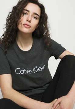 En promotion Calvin Klein Underwear COMFORT - Haut de pyjama lingerie col rond femme -France Calvin Klein Underwear Soldes Boutique 4c3fdef957494b6e86c41f67be090446