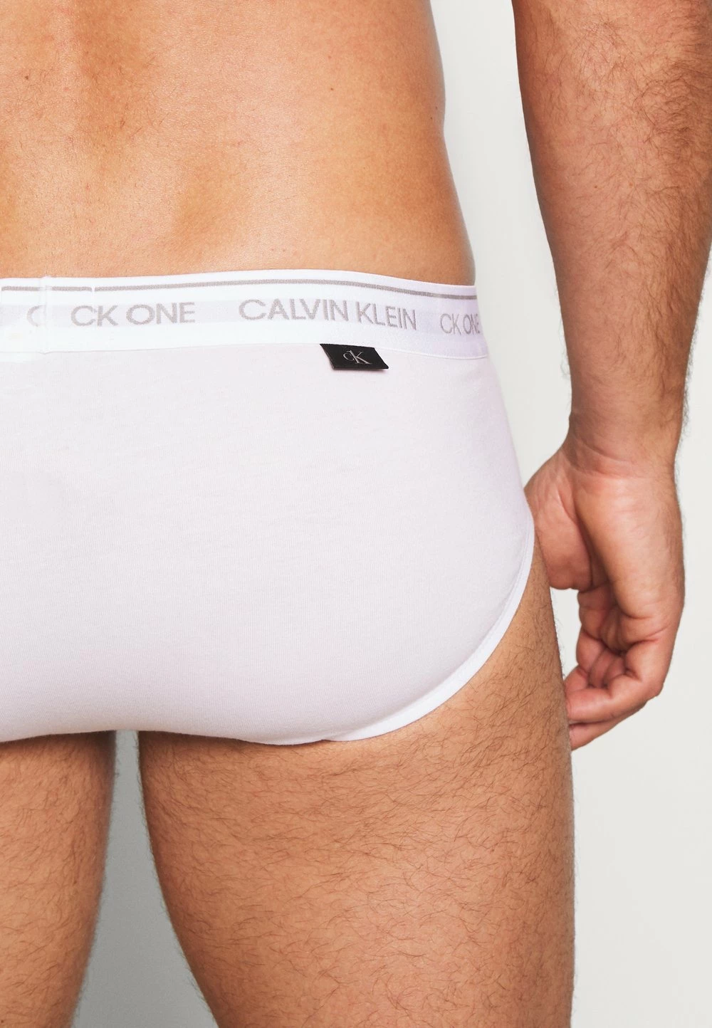 Calvin Klein Underwear Prix Compétitif ONE HIP BRIEF - Slip sous-vêtements & chaussettes normale homme 5 Calvin Klein Underwear Prix Compétitif ONE HIP BRIEF - Slip sous-vêtements & chaussettes normale homme – Image 3