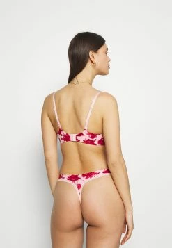 Calvin Klein Underwear LIQUID TOUCH LIGHTY LINED DEMI - Brassière Prix Gelé lingerie ampliforme femme 12 Calvin Klein Underwear LIQUID TOUCH LIGHTY LINED DEMI - Brassière Prix Gelé lingerie ampliforme femme -France Calvin Klein Underwear Soldes Boutique 60a01d8cb6d64c56ade9fa66979301db