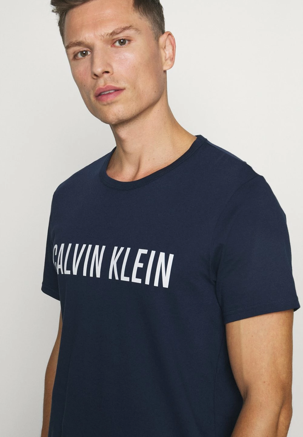 Calvin Klein Underwear Prix Acceptable INTENSE POWER LOUNGE CREW NECK - Haut de pyjama pyjamas col rond homme 7 Calvin Klein Underwear Prix Acceptable INTENSE POWER LOUNGE CREW NECK - Haut de pyjama pyjamas col rond homme – Image 5