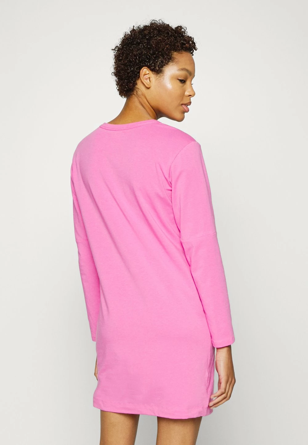 Calvin Klein Underwear Prix Accessible MODERN STRUCTURE NIGHTSHIRT - Chemise de nuit / Nuisette pyjamas et nuisettes col rond femme 5 Calvin Klein Underwear Prix Accessible MODERN STRUCTURE NIGHTSHIRT - Chemise de nuit / Nuisette pyjamas et nuisettes col rond femme – Image 3