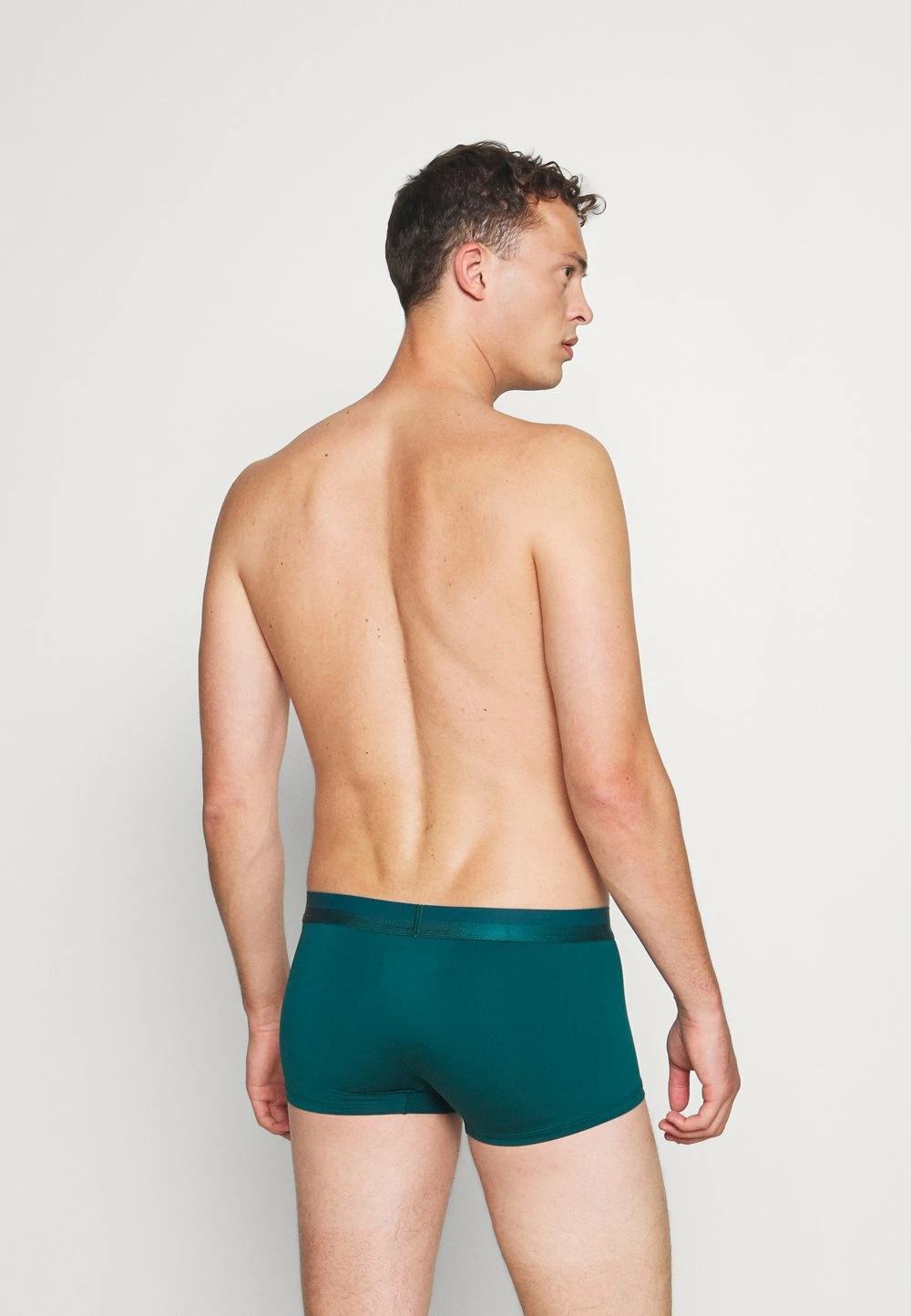 Calvin Klein Underwear Prix Allégé STRUCTURE LOW RISE TRUNK - Shorty sous-vêtements basse homme 4 Calvin Klein Underwear Prix Allégé STRUCTURE LOW RISE TRUNK - Shorty sous-vêtements basse homme – Image 2