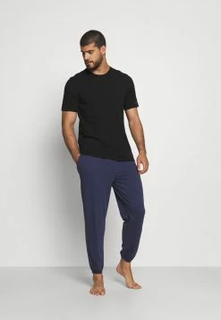 Prix Aimable Calvin Klein Underwear GALVANIZE LOUNGE CREW NECK - Haut de pyjama pyjamas col rond homme 10 Prix Aimable Calvin Klein Underwear GALVANIZE LOUNGE CREW NECK - Haut de pyjama pyjamas col rond homme -France Calvin Klein Underwear Soldes Boutique 7e4e6da8c2b84e1fa97615f8ed8b4bd3