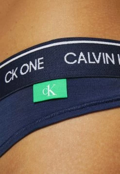 Calvin Klein Underwear Bas Prix GIFT SET - String lingerie sans armature femme -France Calvin Klein Underwear Soldes Boutique 8484e2bed9384b9d81f90e85515287c4