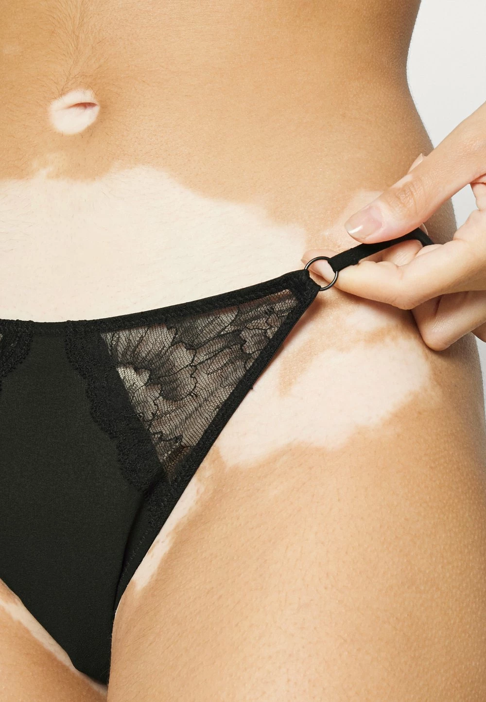 Prix Préférentiel Calvin Klein Underwear CAMELLIA - Slip lingerie transparent femme 7 Prix Préférentiel Calvin Klein Underwear CAMELLIA - Slip lingerie transparent femme – Image 5