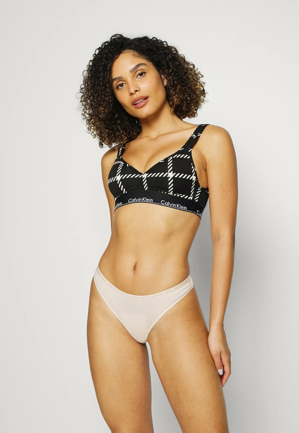 Haute Qualité Calvin Klein Underwear MODERN GRAPHIC UNLINED LIFT BRALETTE - Brassière lingerie ampliforme femme 4 Haute Qualité Calvin Klein Underwear MODERN GRAPHIC UNLINED LIFT BRALETTE - Brassière lingerie ampliforme femme – Image 2