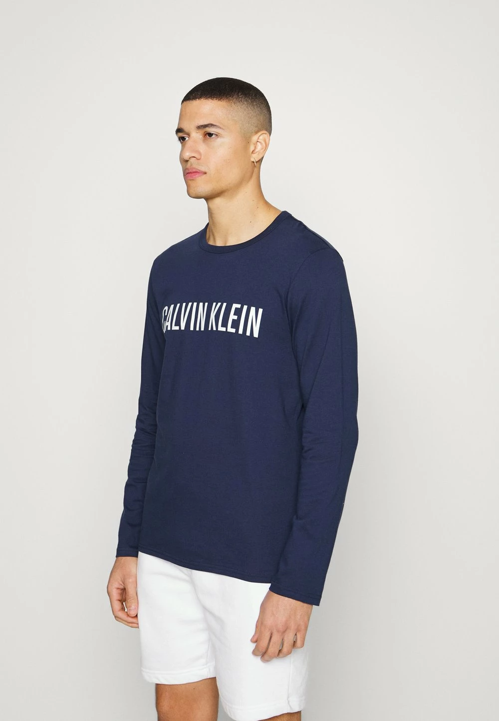 Prix Sacrifiés Calvin Klein Underwear CREW NECK - Haut de pyjama pyjamas col rond homme 3 Prix Sacrifiés Calvin Klein Underwear CREW NECK - Haut de pyjama pyjamas col rond homme
