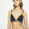Calvin Klein Underwear Prix Discount ICONIC LINED TRIANGLE - Soutien-gorge triangle lingerie ampliforme femme -France Calvin Klein Underwear Soldes Boutique 9a067e74b19a464fb6b53a4a6b750808