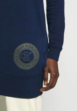 Calvin Klein Underwear Pas Cher NIGHTSHIRT HOOD - Chemise de nuit / Nuisette lingerie capuche femme -France Calvin Klein Underwear Soldes Boutique 9a3d4b2fa2bb4578ad54b71bc568869c