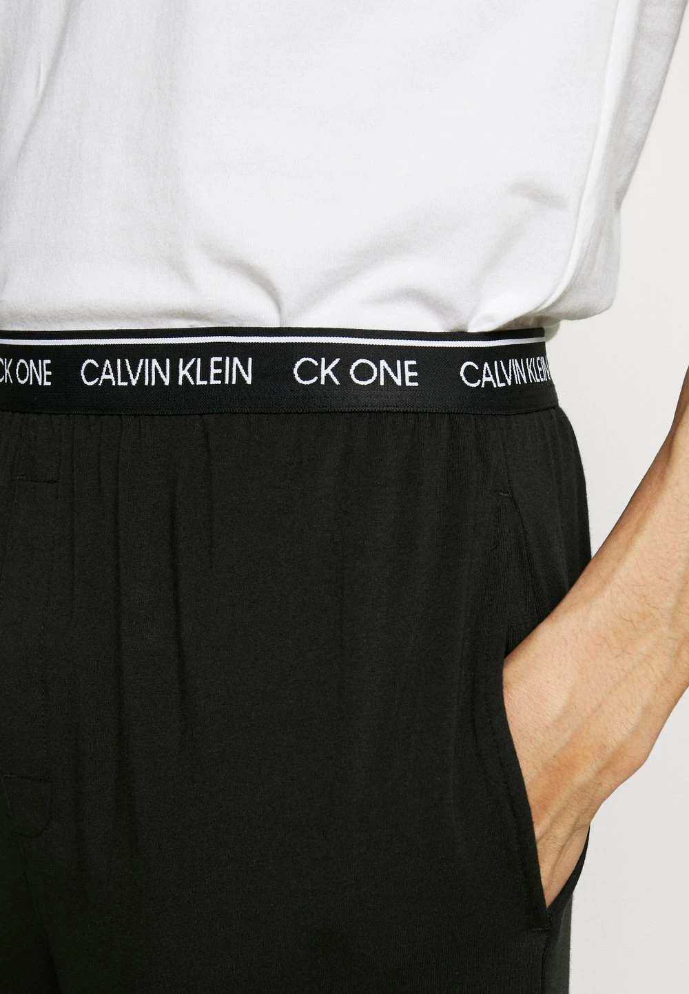 Calvin Klein Underwear ONE SLEEP PANT - Bas de pyjama Prix Allégé pyjamas normale homme 7 Calvin Klein Underwear ONE SLEEP PANT - Bas de pyjama Prix Allégé pyjamas normale homme – Image 5