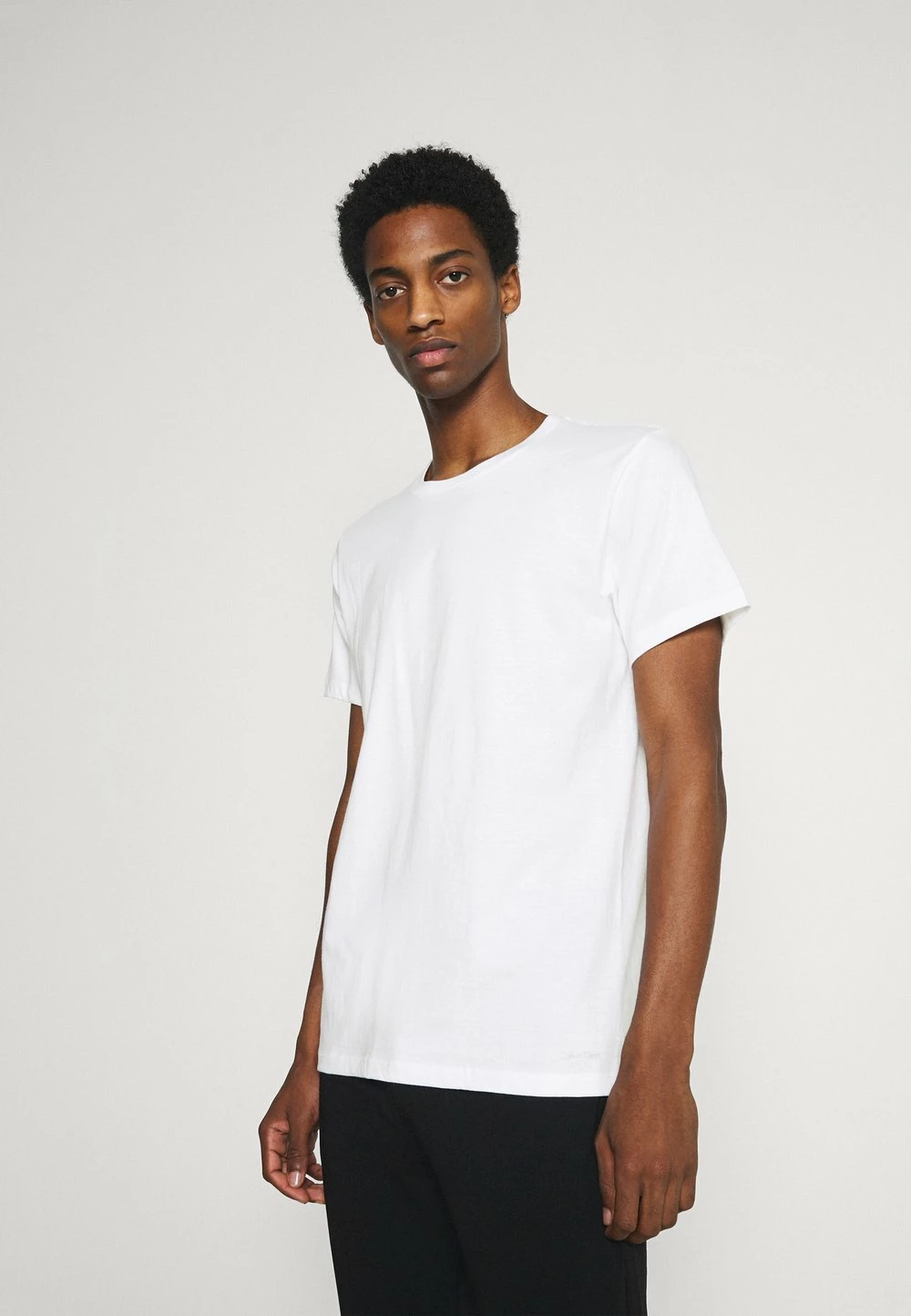 Première Qualité Calvin Klein Underwear CLASSICS CREW NECK 3 PACK - Caraco sous-vêtements col rond homme 4 Première Qualité Calvin Klein Underwear CLASSICS CREW NECK 3 PACK - Caraco sous-vêtements col rond homme – Image 2