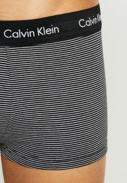 Calvin Klein Underwear Produit de première qualité LOW RISE TRUNK 3 PACK - Shorty sous-vêtements normale homme -France Calvin Klein Underwear Soldes Boutique e927c2edc3bc48c6a22e24f206aa6976