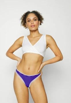 Calvin Klein Underwear THONG 3 PACK - String En promotion lingerie normale femme