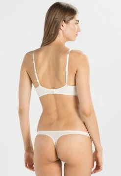 Calvin Klein Underwear SEDUCTIVE COMFORT CUSTOMIZED LIFT - Soutien-gorge push-up Prix Affortable lingerie femme -France Calvin Klein Underwear Soldes Boutique eeecd7f4d13448f18599c662052c79f9