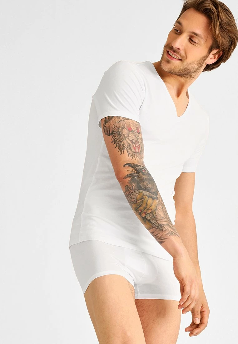 Prix De Rêve Calvin Klein Underwear 2 PACK - Caraco sous-vêtements col en v profond homme 4 Prix De Rêve Calvin Klein Underwear 2 PACK - Caraco sous-vêtements col en v profond homme – Image 2