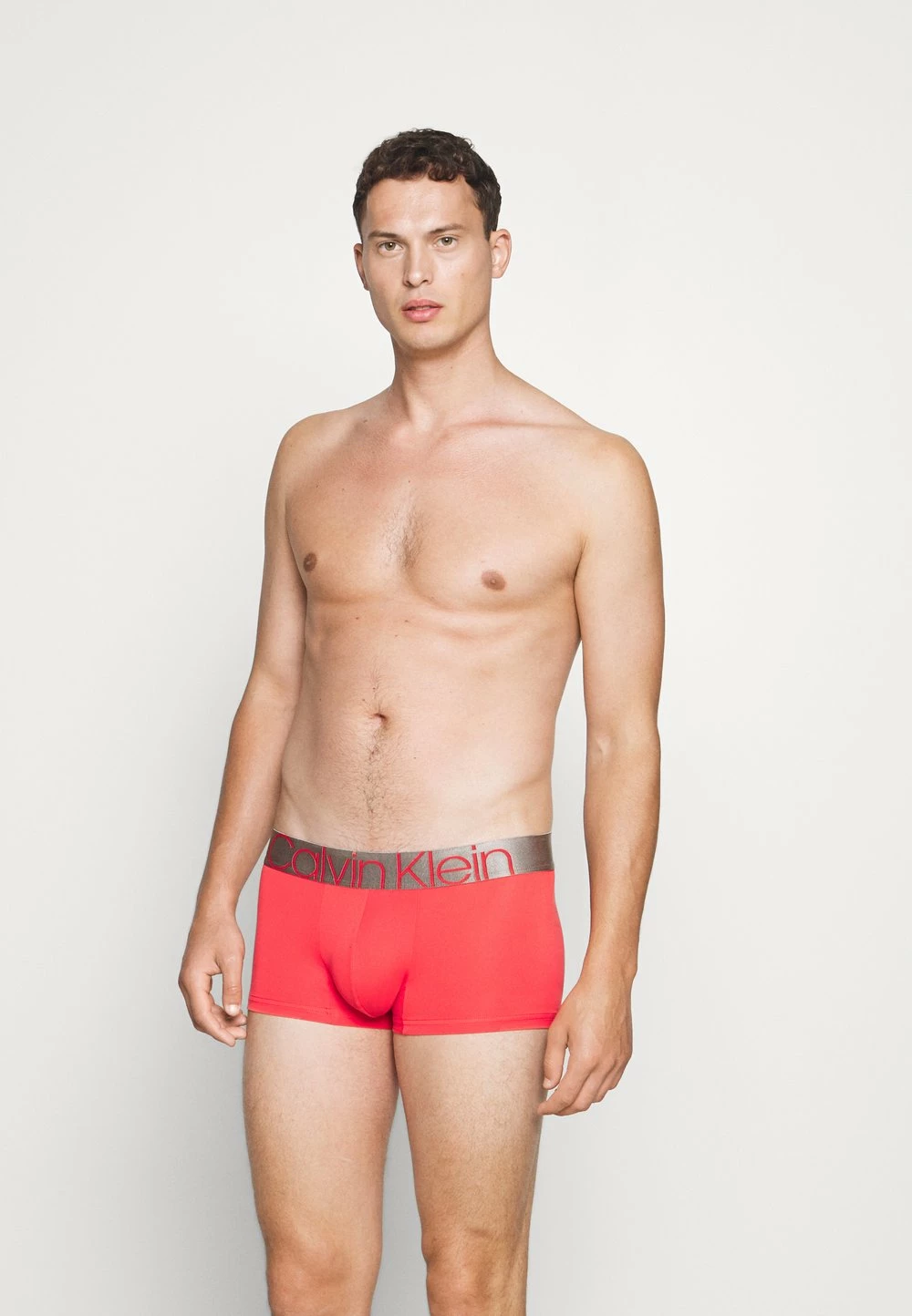 Calvin Klein Underwear Prix Dynamité ICON LOW RISE TRUNK - Shorty sous-vêtements basse homme 4 Calvin Klein Underwear Prix Dynamité ICON LOW RISE TRUNK - Shorty sous-vêtements basse homme – Image 2