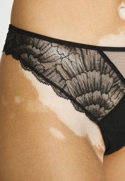 Excellente qualité Calvin Klein Underwear CAMELLIA THONG - String lingerie transparent femme -France Calvin Klein Underwear Soldes Boutique ff4926eb197f43d0b448ae4106a2fcbf